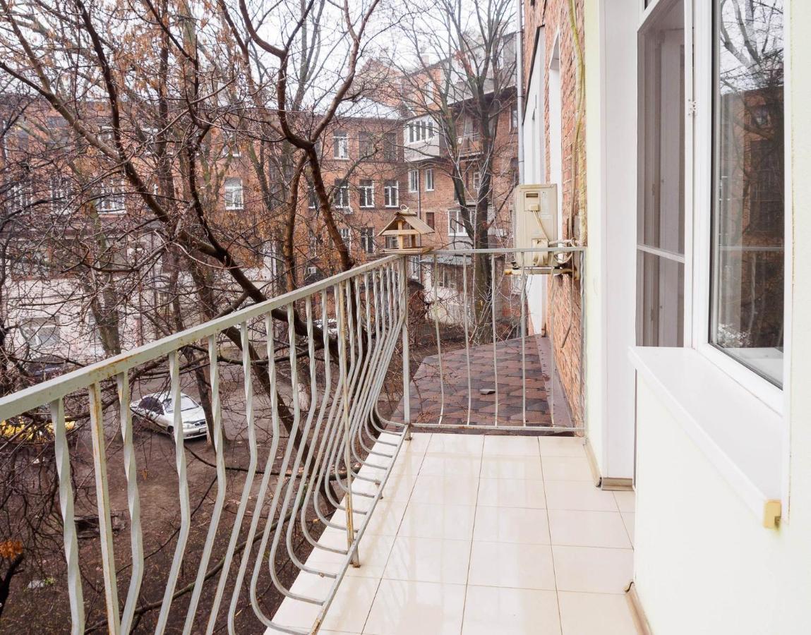 Квартира В Центре На Архитектора Бекетова Kharkiv Exterior photo